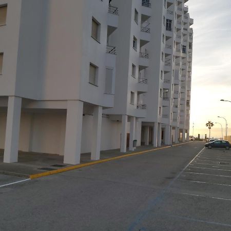 Апартаменты Apart Playa Valdelagrana Paseo Maritimo 29 Эль-Пуэрто-де-Санта-Мария Экстерьер фото