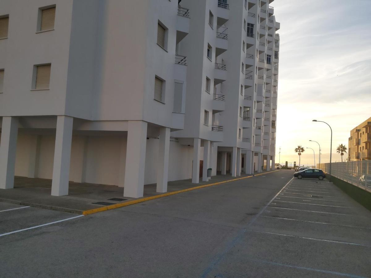 Апартаменты Apart Playa Valdelagrana Paseo Maritimo 29 Эль-Пуэрто-де-Санта-Мария Экстерьер фото